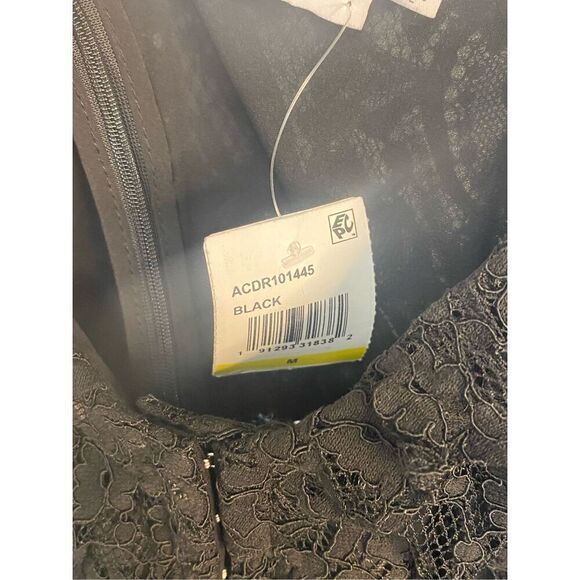 ASTR the Label NWT Chrisley Lace Long Sleeve Mini Dress in Black Size M - Picture 7 of 15